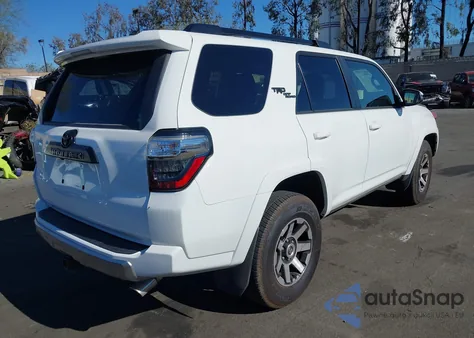 2022 Toyota 4Runner Trd Off Road Premium from USA, damaged, VIN JTERU5JR8N6075583
